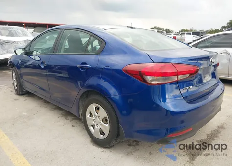 2017 Kia Forte Lx z USA, uszkodzony, nr VIN 3KPFK4A73HE094823